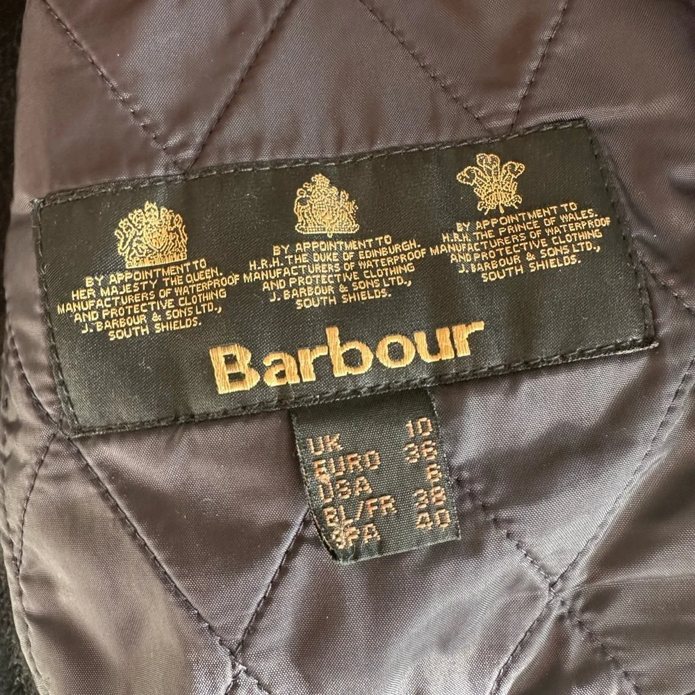 Women’s Barbour quilt jacket size US6 - Picture 4 of 6